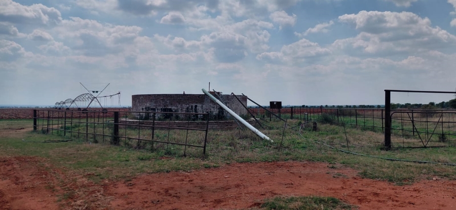 Commercial Property for Sale in Schweizer Reneke North West